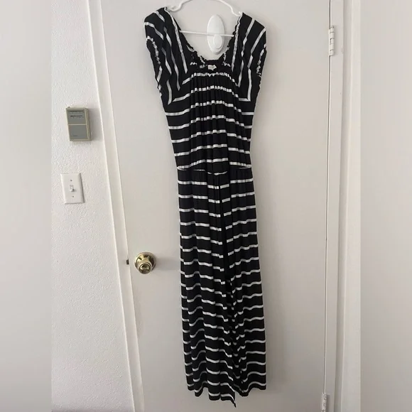 Loralette Maxi Dress Black White Stripe Front Slit 3X Plus Size - Picture 1 of 8